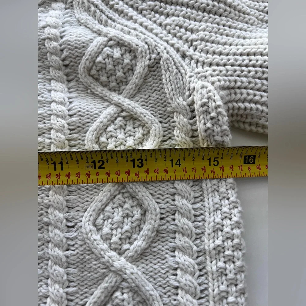 Gap boys wool blend cable knit sweater chunky fisherman crewneck M 8-9